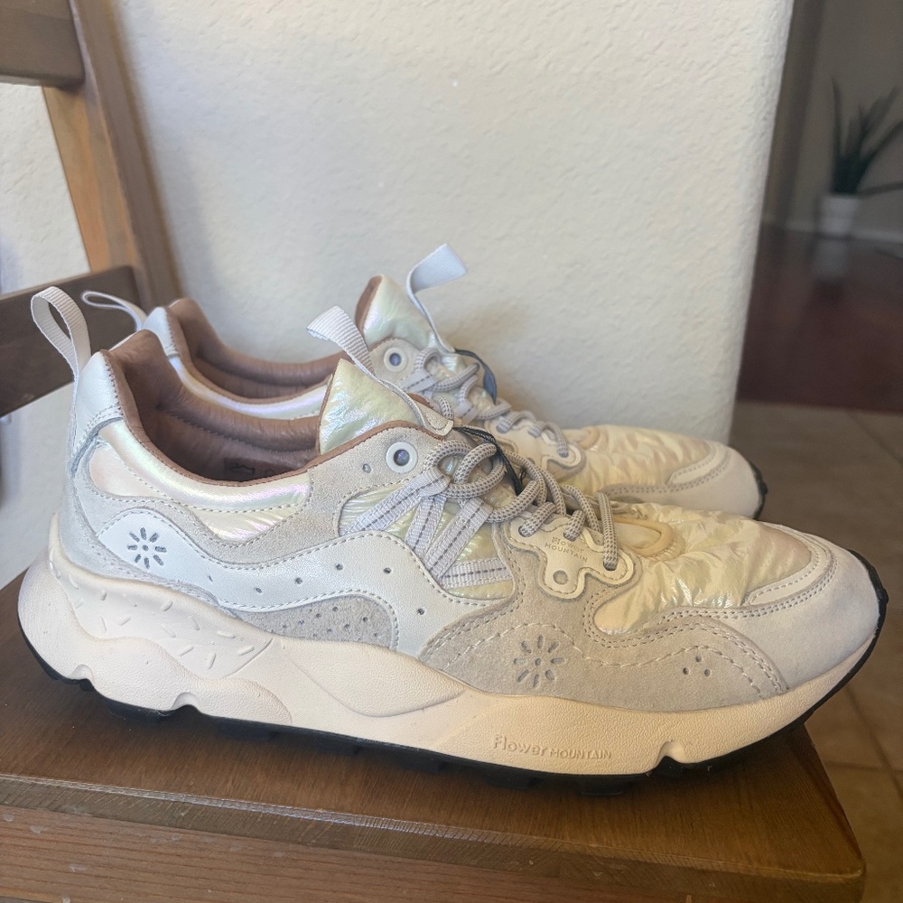 Flower Mountain Yamano 3 Sneakers White Missing Insole Size US 8.5 UK 7.5 EU 41